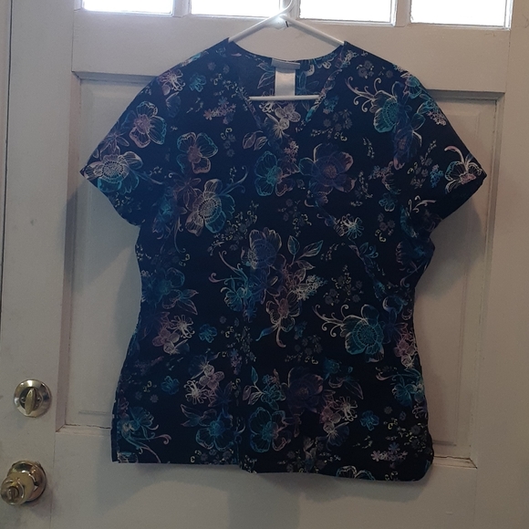 Medical scrub - Picture 5 of 8